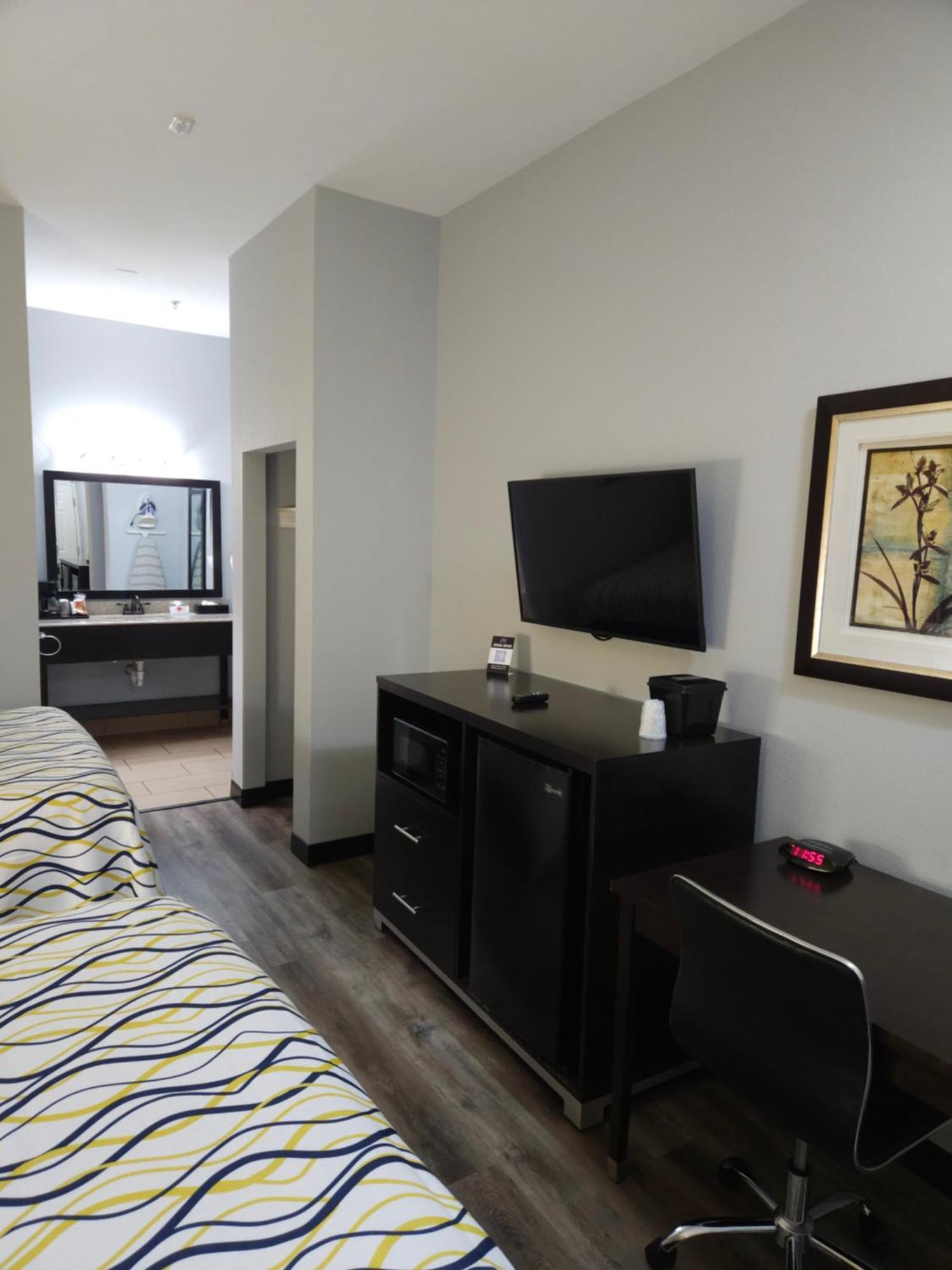 Executive And Motel