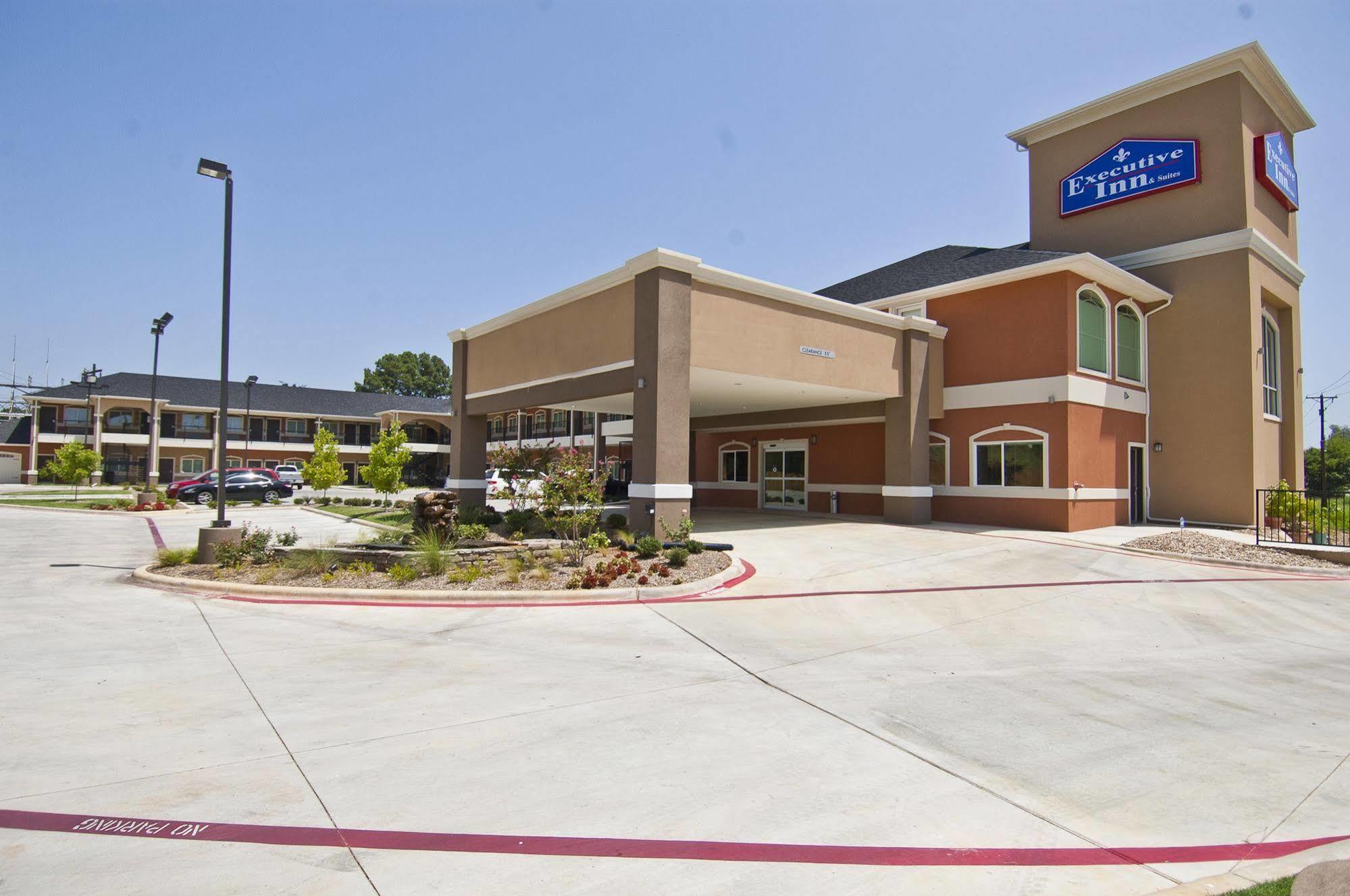 Executive And Motel Tyler